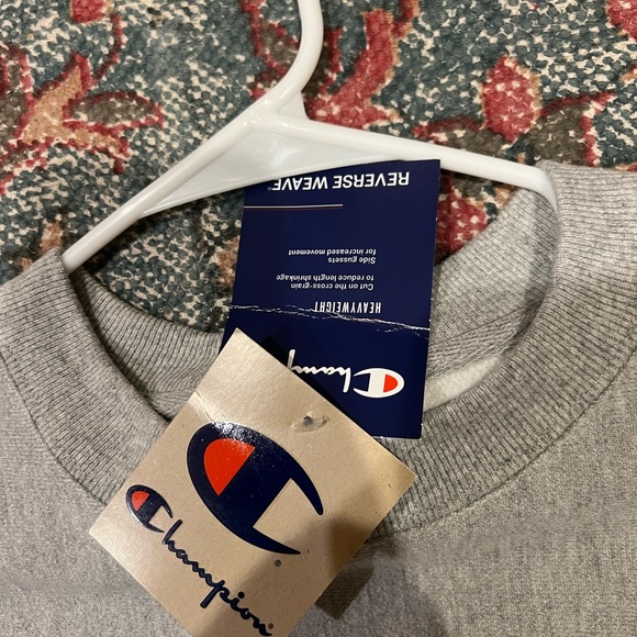 Champion Longsleeve Tee NEW - Picture 2 of 4